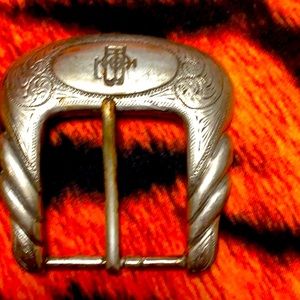 lucchese belt buckle